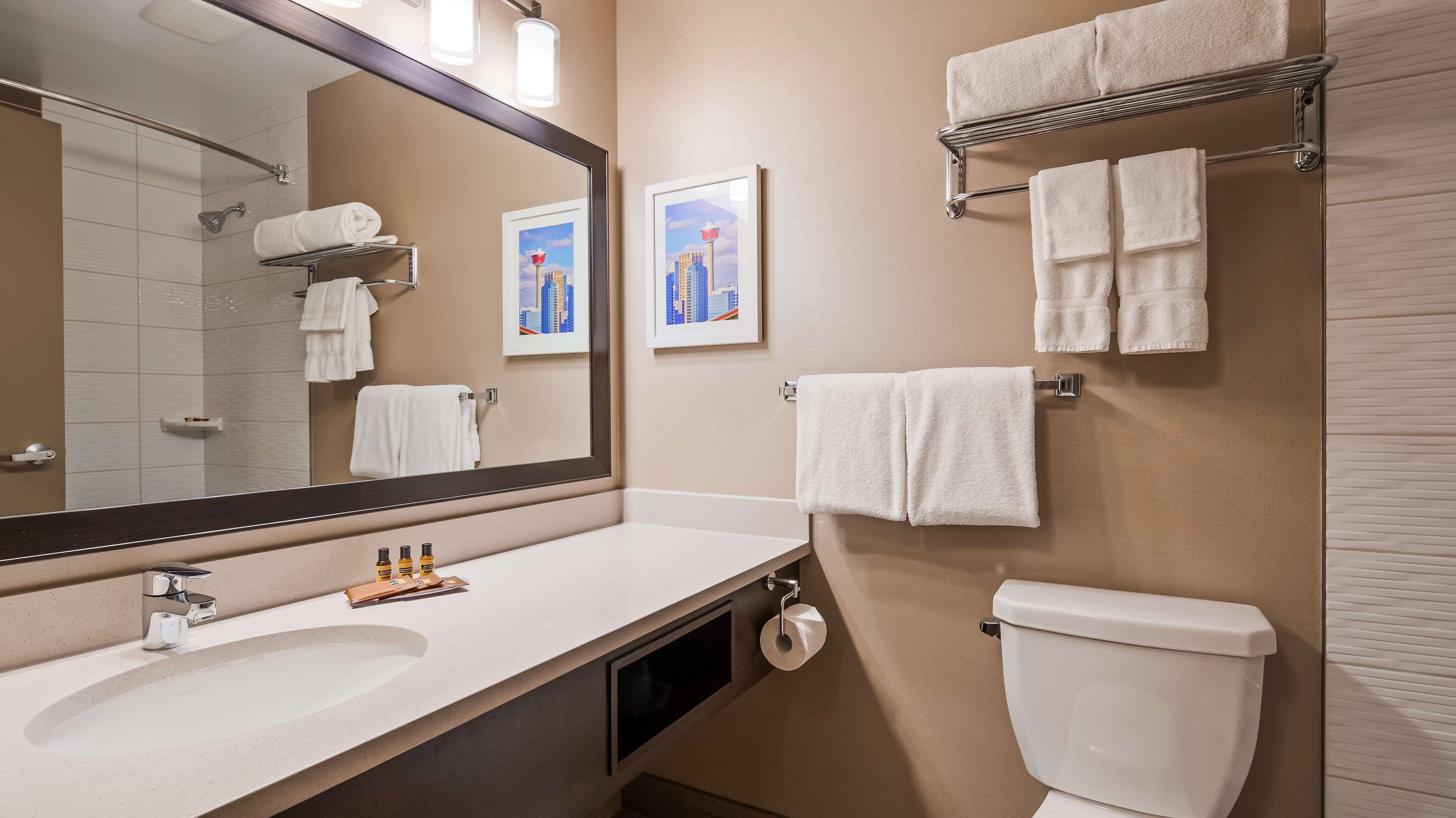 Best Western Plus Calgary Centre Inn YYC Exterior foto