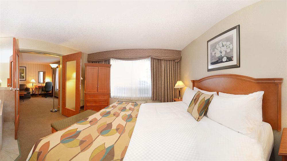 Best Western Plus Calgary Centre Inn YYC Exterior foto